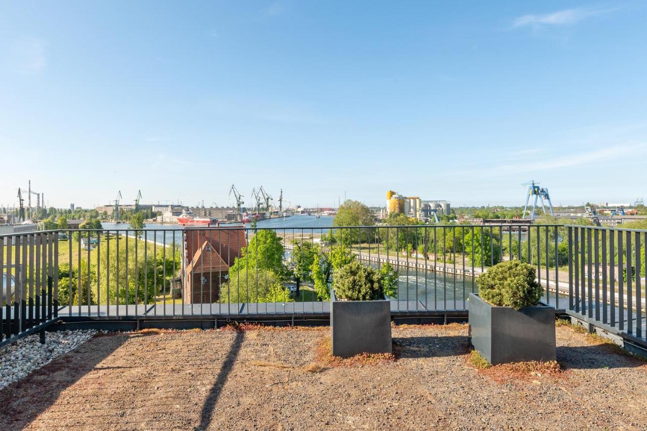 Chlebova - Riverside View Terrace, Free Parking, Gym & Kidsplay By Downtown Apartments Gdansk Exterior photo