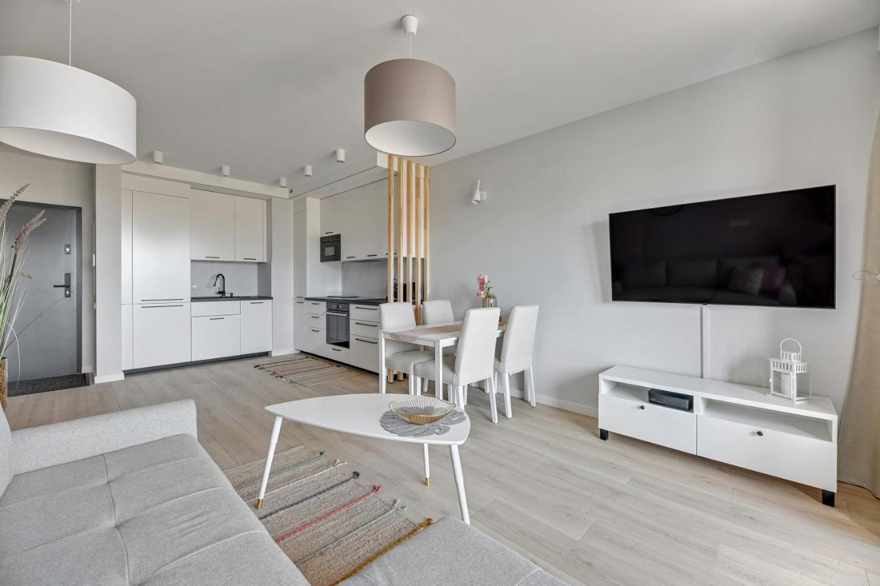 Chlebova - Riverside View Terrace, Free Parking, Gym & Kidsplay By Downtown Apartments Gdansk Exterior photo